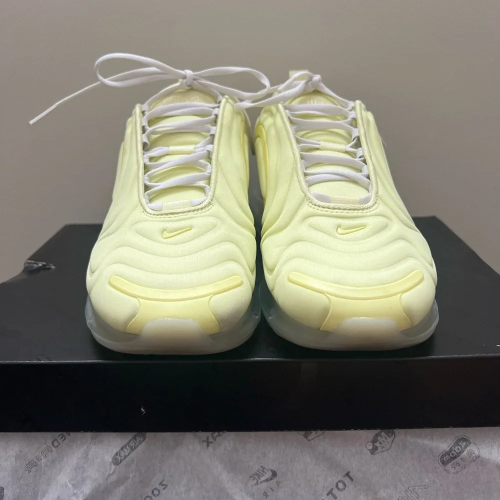 Nike Air Max 720 SE - Size 8.5 Women (US) - Picture 9 of 14